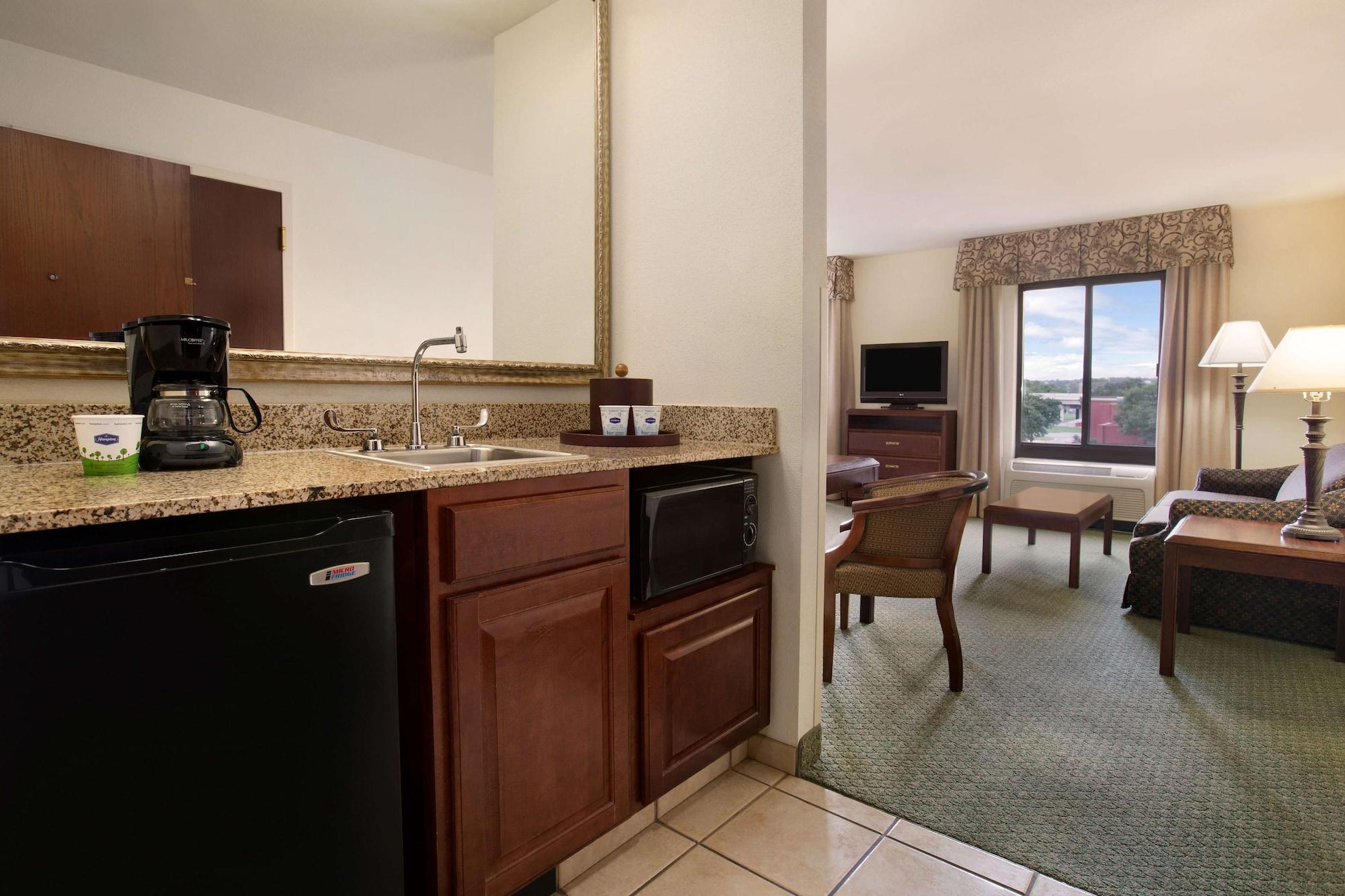 Hampton Inn & Suites Сан Маркос Екстериор снимка