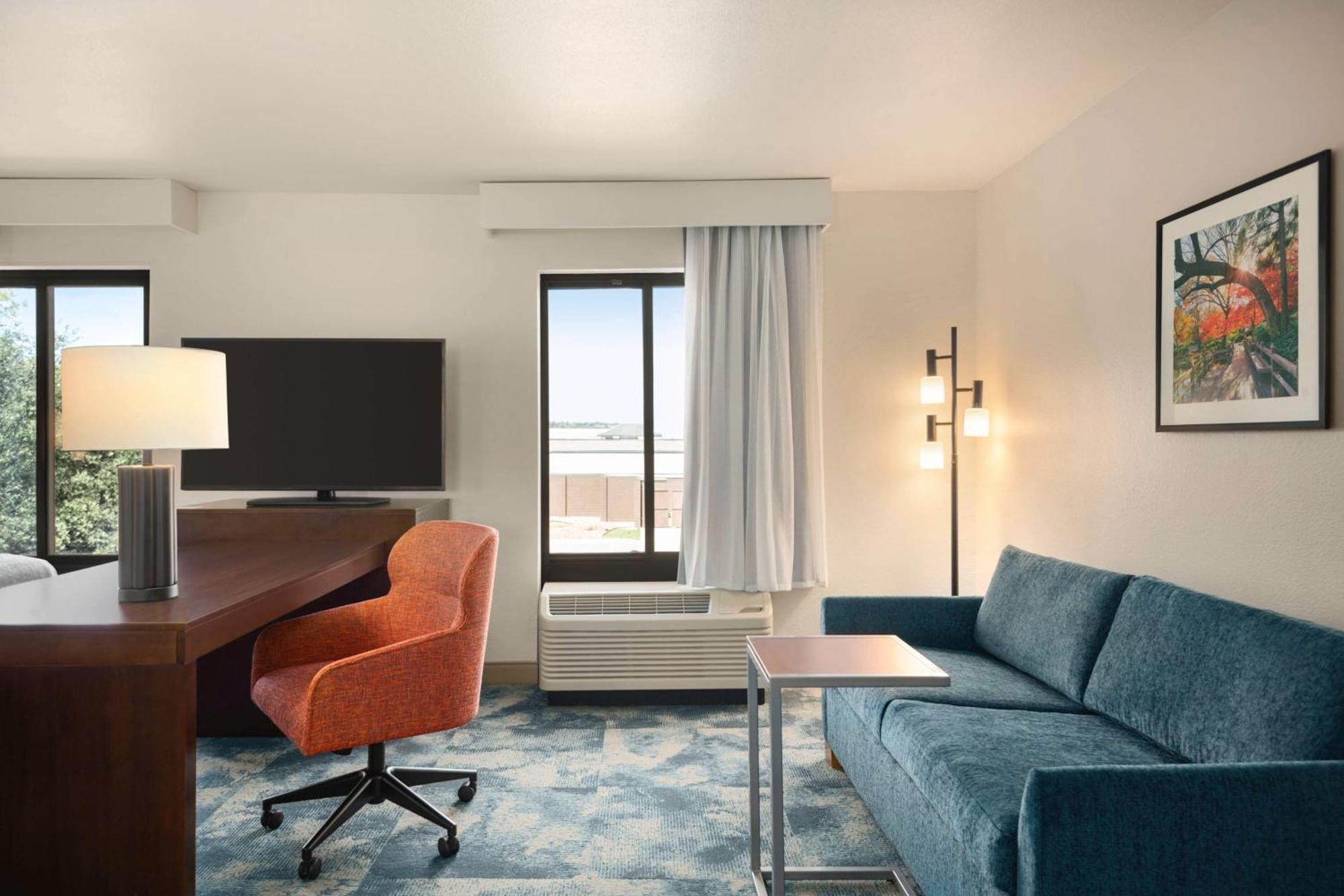 Hampton Inn & Suites Сан Маркос Екстериор снимка