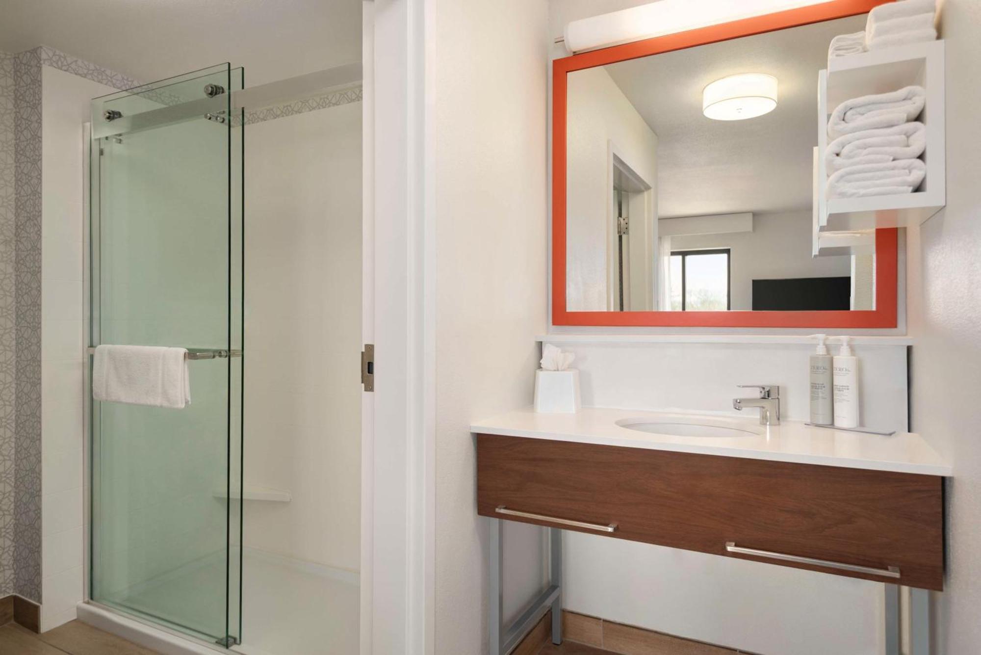 Hampton Inn & Suites Сан Маркос Екстериор снимка
