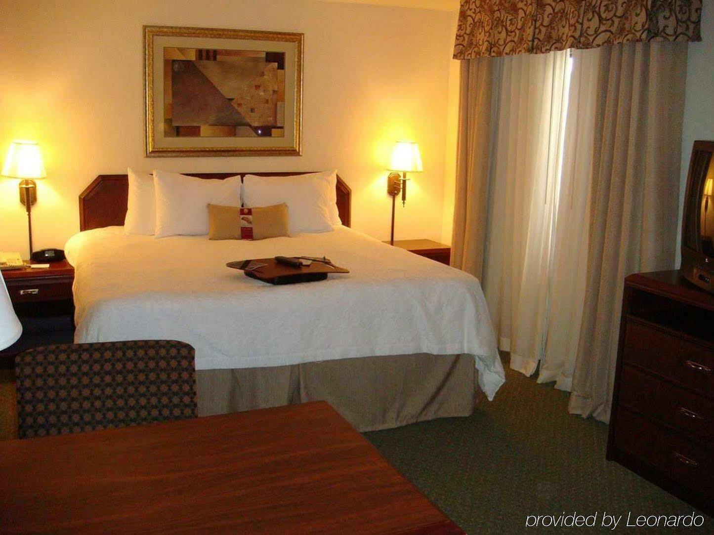 Hampton Inn & Suites Сан Маркос Екстериор снимка
